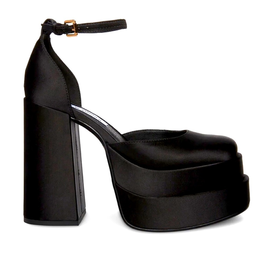 New cute black platforms, never used
